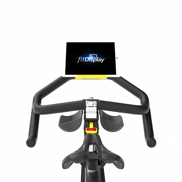 HZ23_GR7 indoor cycle detail_ipad-FitDisplay_lores